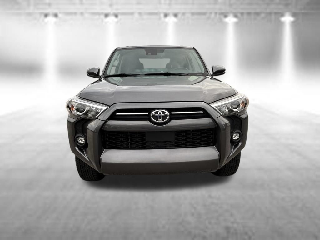 Used 2021 Toyota 4Runner SR5 Premium w/ Moonroof Package AWD/4WD image 9