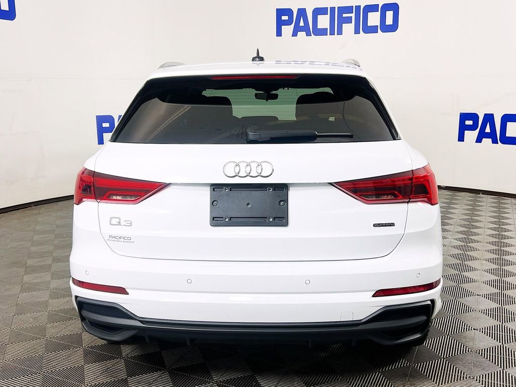 Used 2025 Audi Q3 2.0T Premium AWD/4WD image 8
