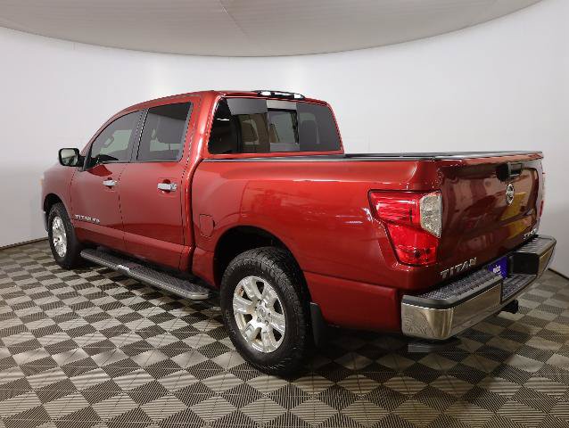 Used 2019 Nissan Titan SV AWD/4WD image 7