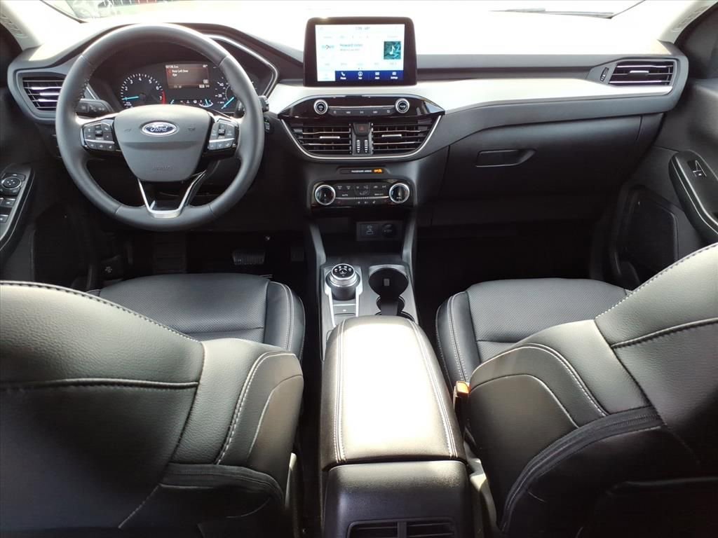 Certified 2022 Ford Escape SEL image 11