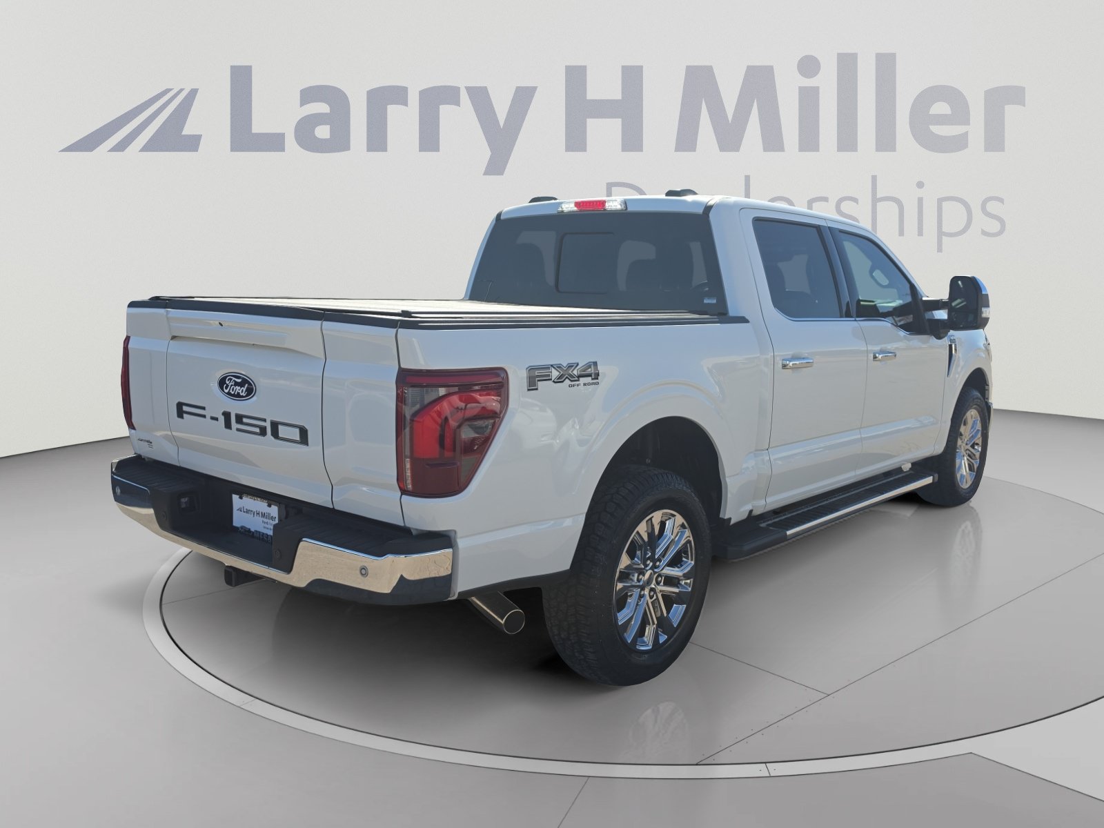 Certified 2024 Ford F150 Lariat w/ Bed Utility Package AWD/4WD image 5