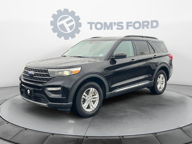 Certified 2022 Ford Explorer XLT w/ Equipment Group 202A