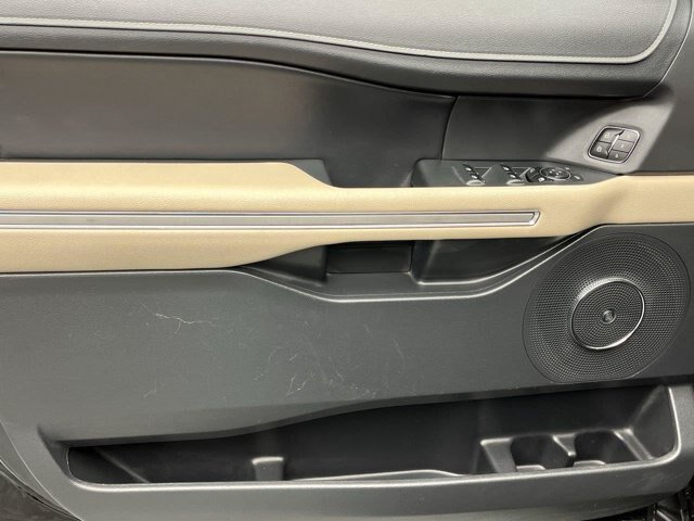 Certified 2024 Ford Expedition Limited AWD/4WD image 9