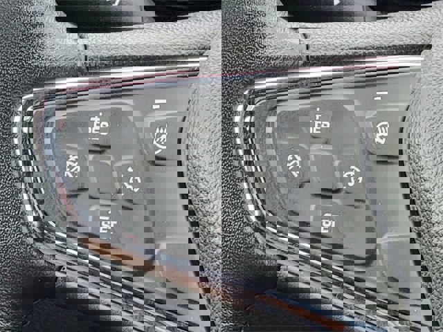 Used 2019 Chevrolet Cruze Diesel w/ Sun And Sound Package image 33