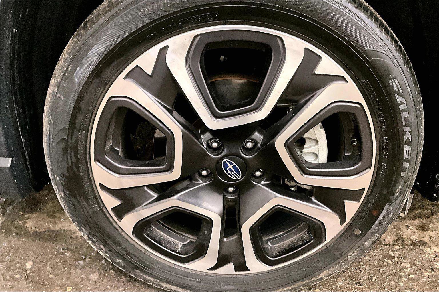 Used 2023 Subaru Ascent Limited w/ Technology Package image 10