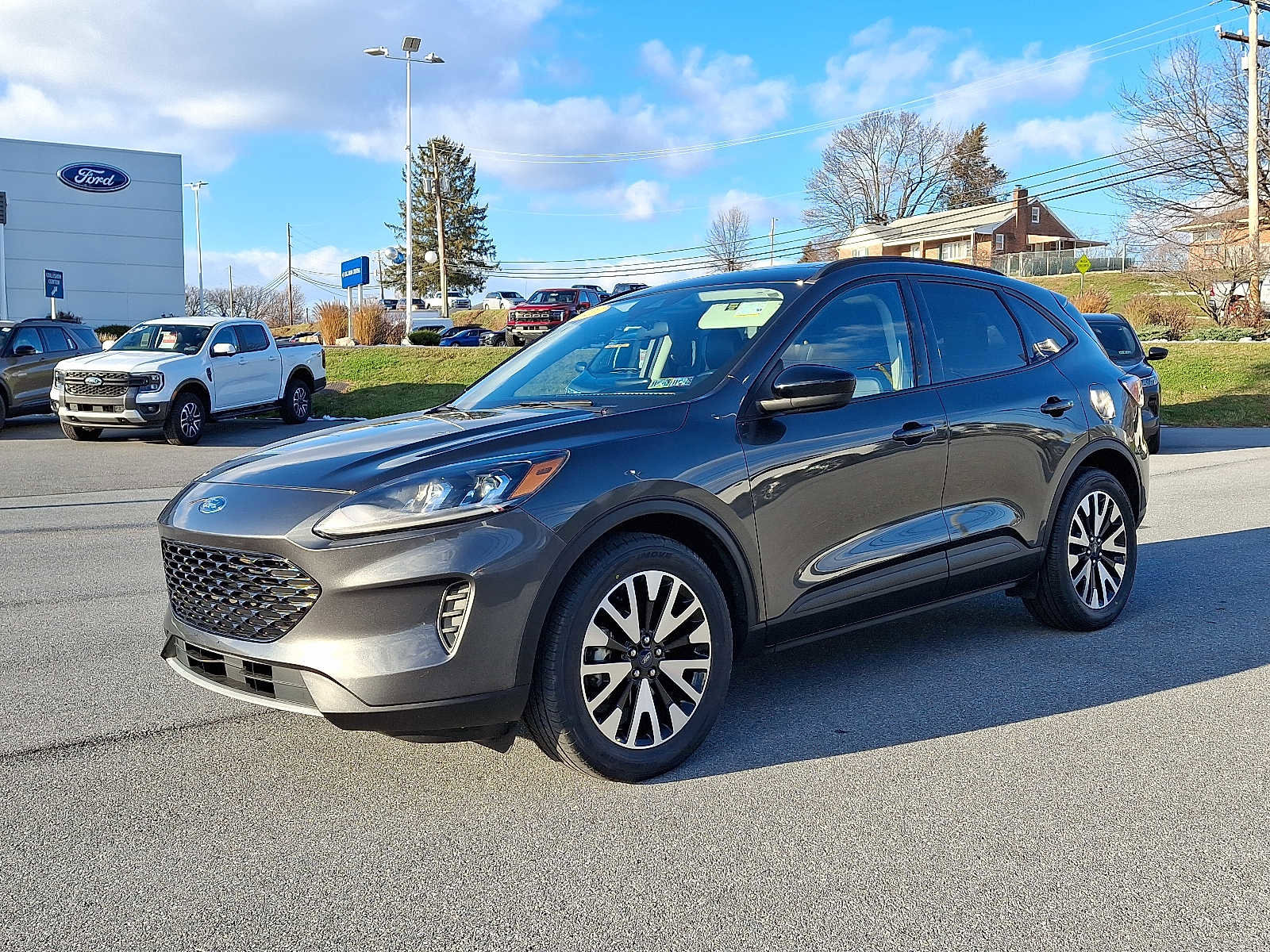 Certified 2020 Ford Escape SE Sport image 3