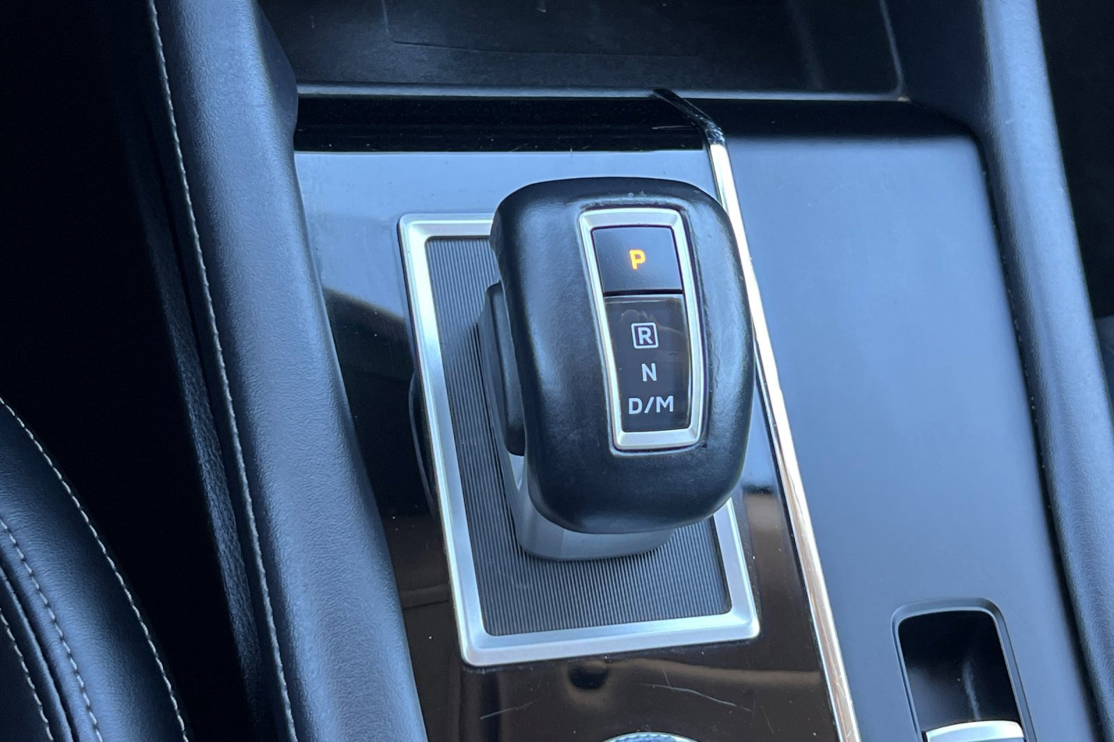 Used 2024 Mitsubishi Outlander FWD image 24