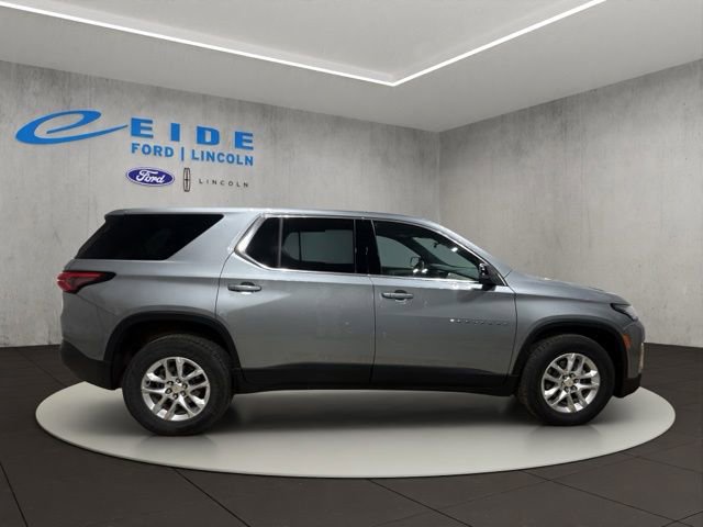 Used 2023 Chevrolet Traverse LS AWD/4WD image 7
