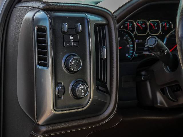 Used 2018 Chevrolet Silverado 1500 LTZ w/ Texas Edition AWD/4WD image 29