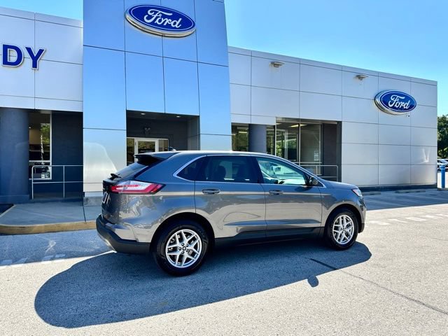 Certified 2021 Ford Edge SEL w/ Cargo Accessory Package AWD/4WD image 21