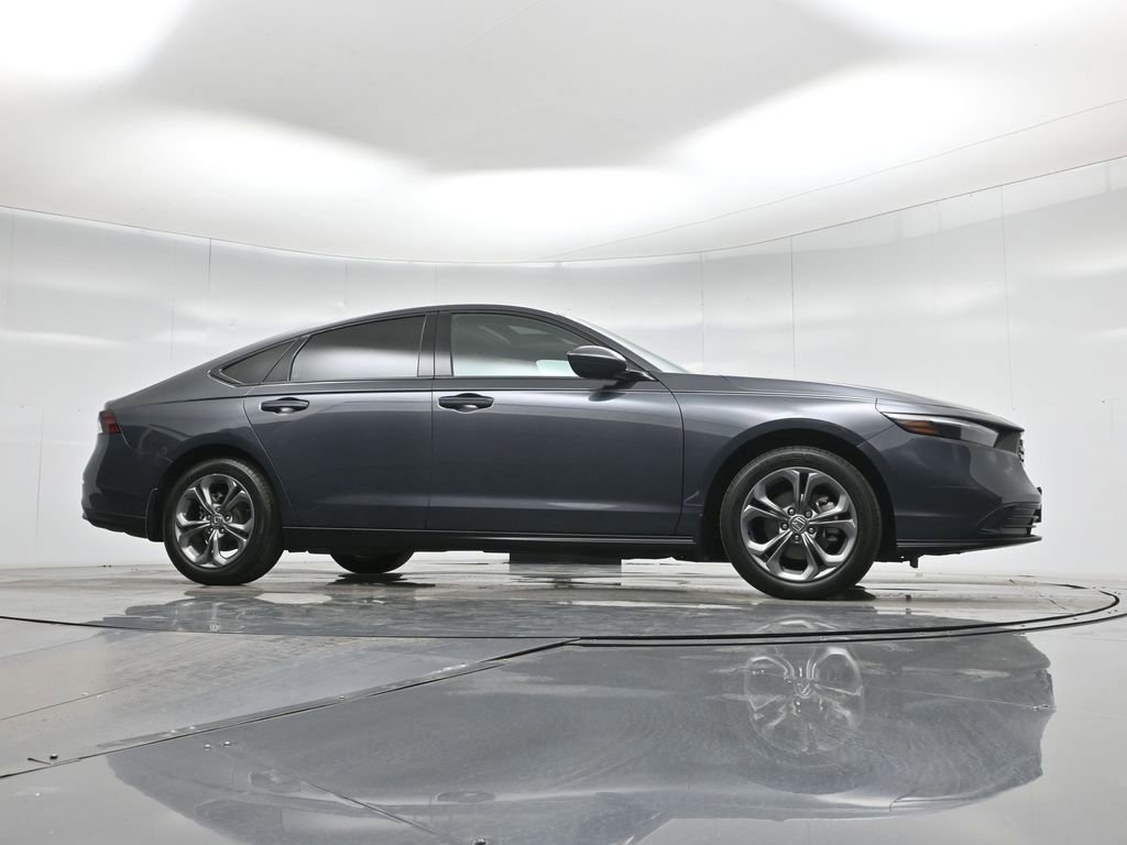 Used 2024 Honda Accord EX image 10