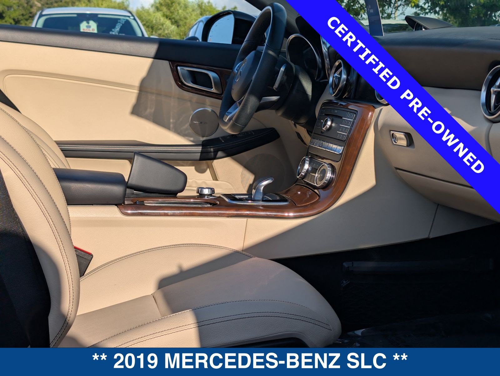 Used 2019 Mercedes-Benz SLC 300 image 14