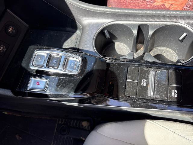 Used 2023 Hyundai Sonata SE w/ Cargo Package image 21