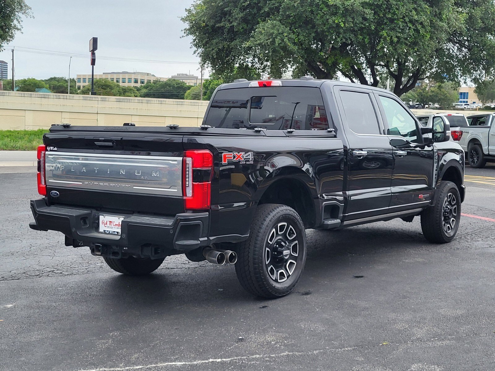 Certified 2024 Ford F250 Platinum AWD/4WD image 4