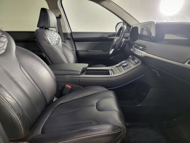 Used 2022 Hyundai Palisade Limited w/ Winter Package AWD/4WD image 18