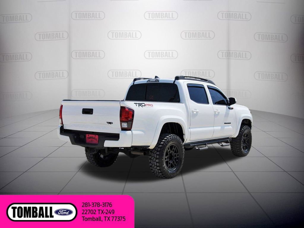 Used 2018 Toyota Tacoma SR5 RWD image 7