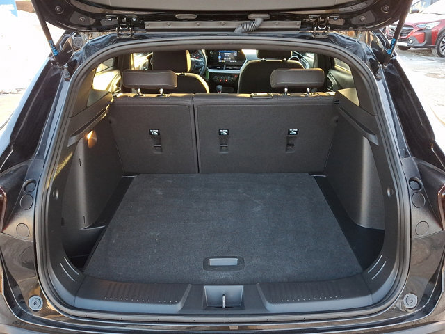 Used 2024 Chevrolet Trax RS w/ Driver Confidence Package image 32