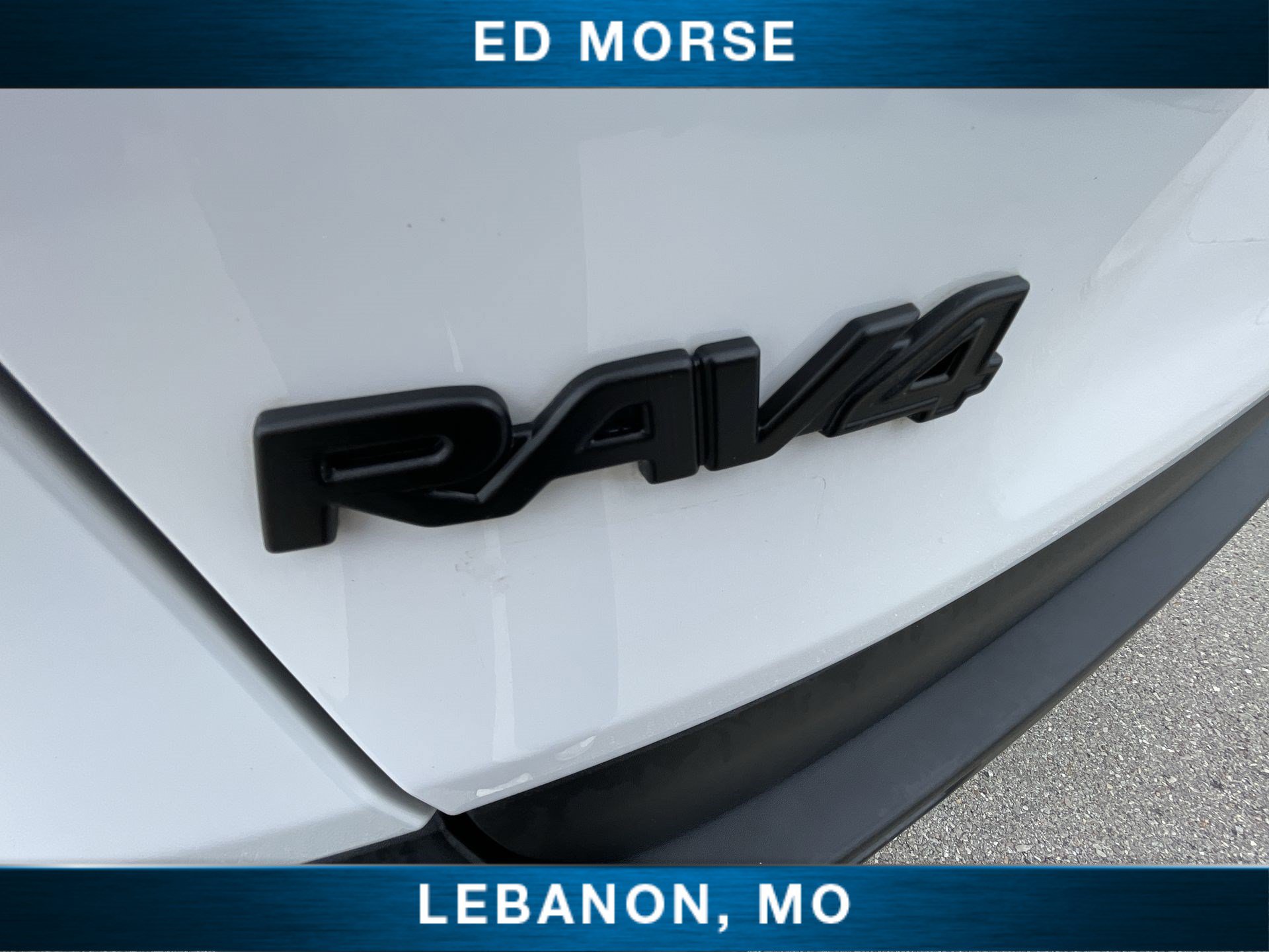 Used 2024 Toyota RAV4 XLE w/ Convenience Package FWD image 29