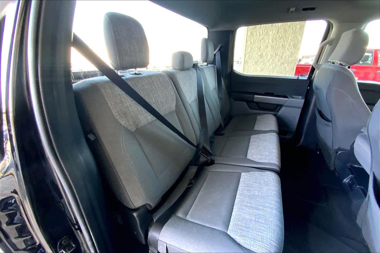Certified 2022 Ford F150 XLT w/ XTR Package AWD/4WD image 19