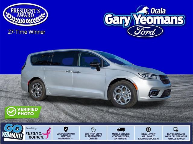 Used 2024 Chrysler Pacifica Limited