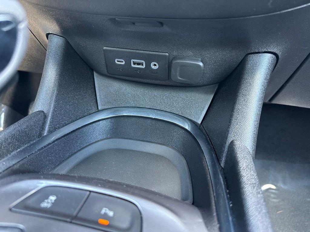 Used 2024 Chevrolet Malibu LT FWD image 27