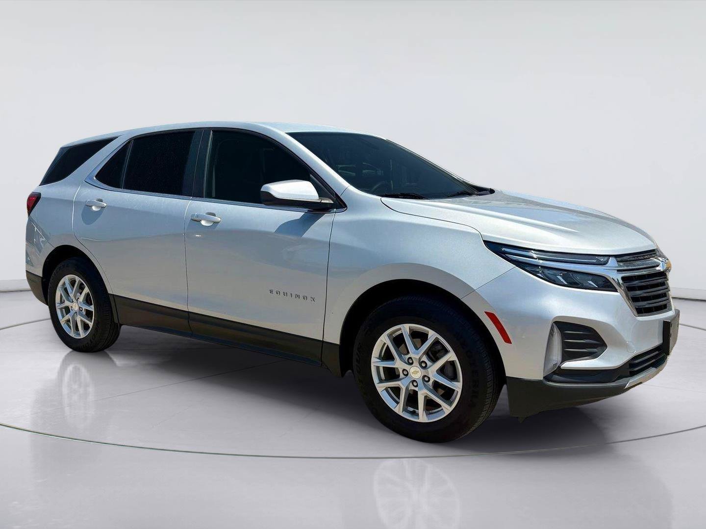 Used 2022 Chevrolet Equinox LT AWD/4WD image 1