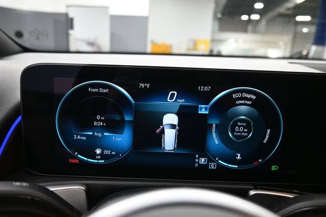 Used 2022 Mercedes-Benz GLB 250 4MATIC image 19