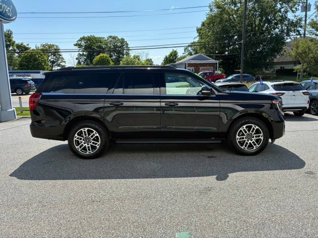 Certified 2025 Ford Expedition Max Active AWD/4WD image 2