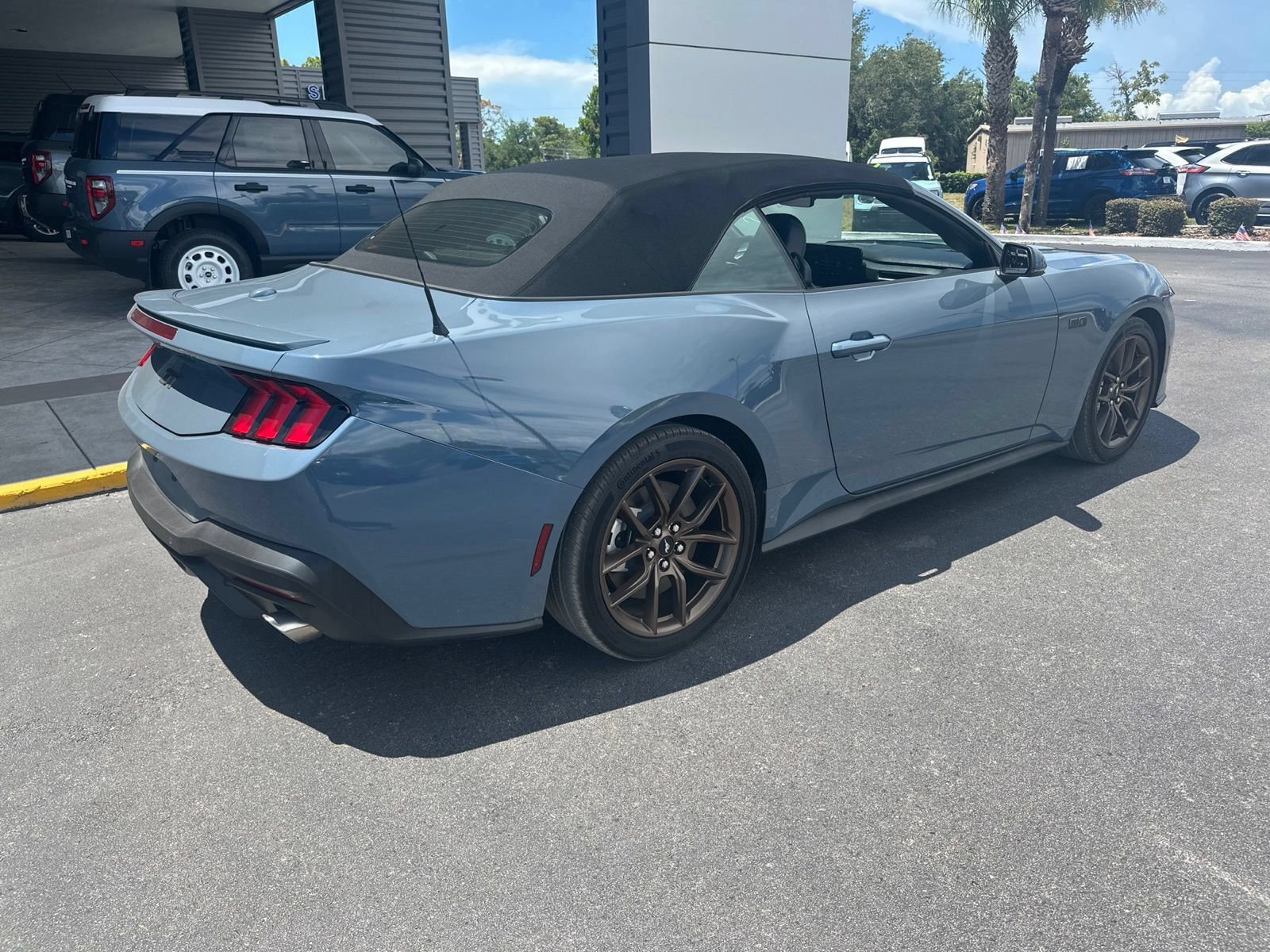 Certified 2025 Ford Mustang GT Premium RWD image 3