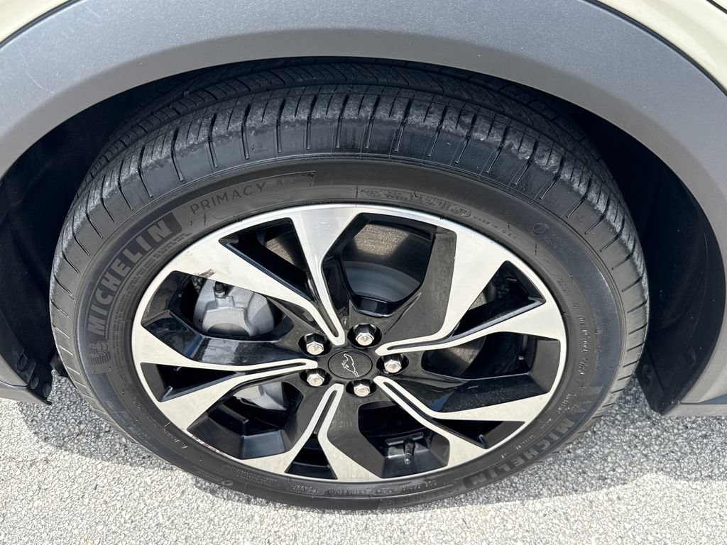 Certified 2025 Ford Mustang Mach-E Select RWD image 13