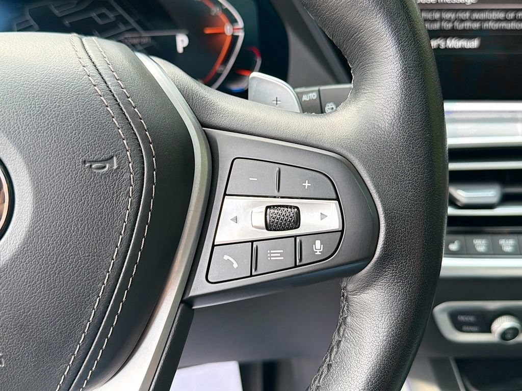 Used 2022 BMW X5 xDrive40i w/ Premium Package AWD/4WD image 13