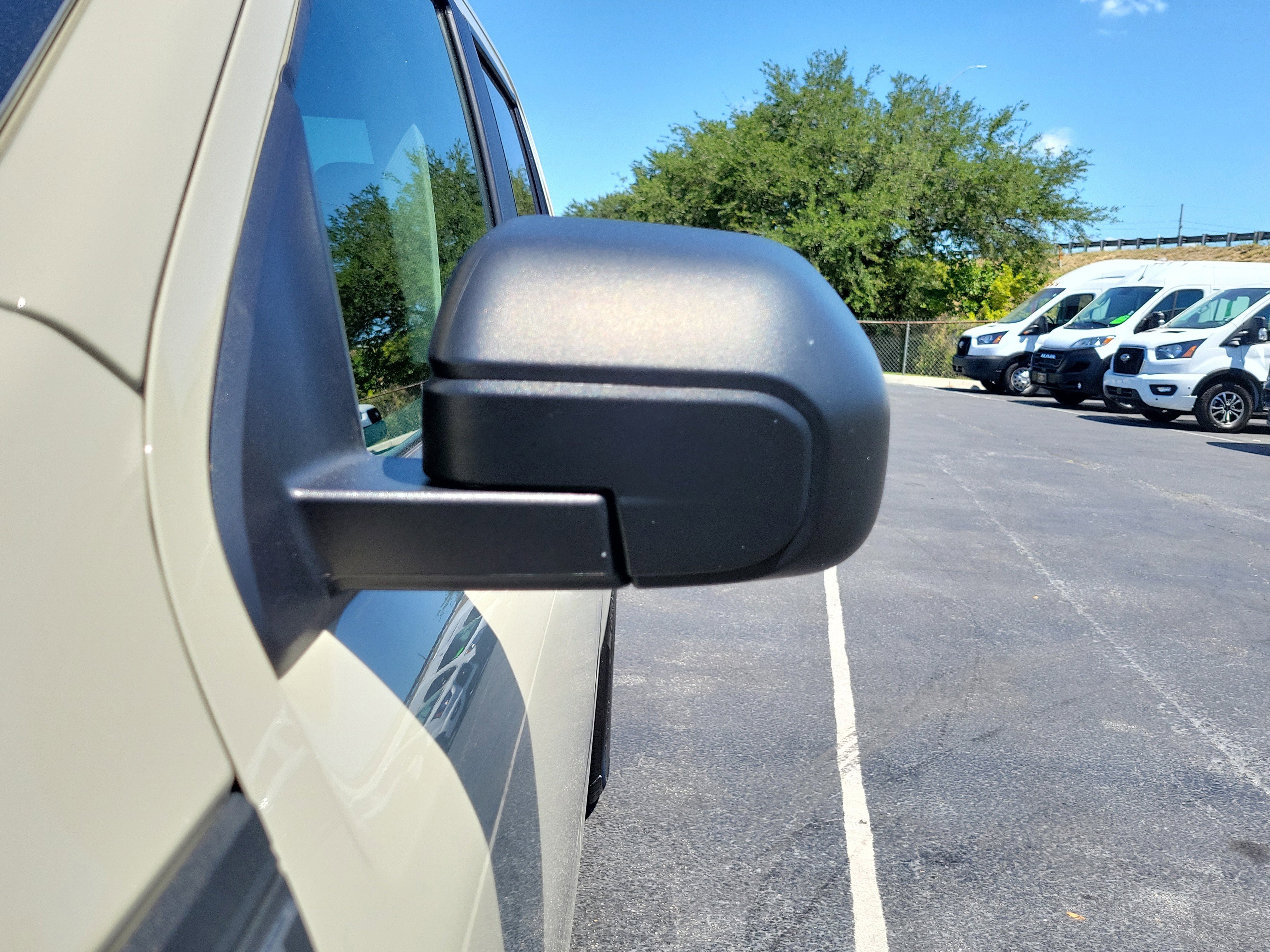 Certified 2024 Ford Maverick XLT FWD image 4