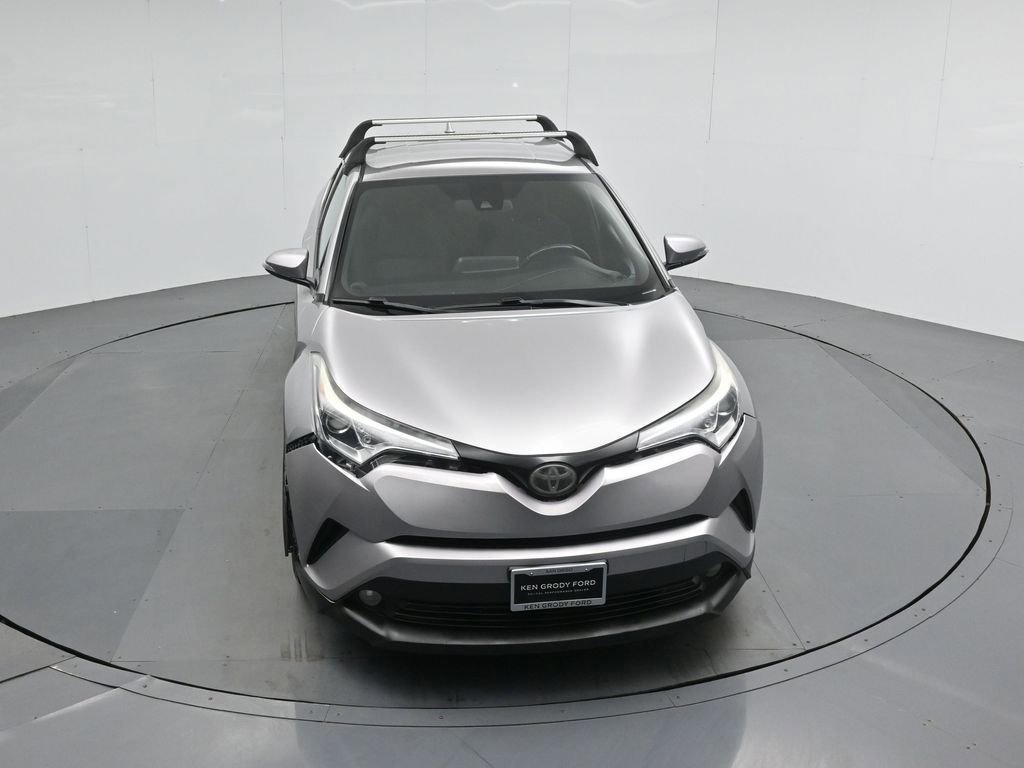 Used 2018 Toyota C-HR XLE FWD image 31