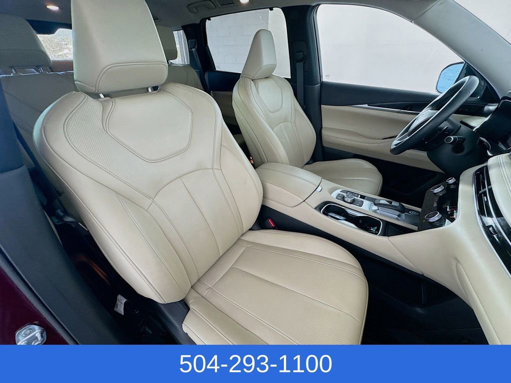 Used 2023 INFINITI QX60 Sensory w/ Vision Package image 31