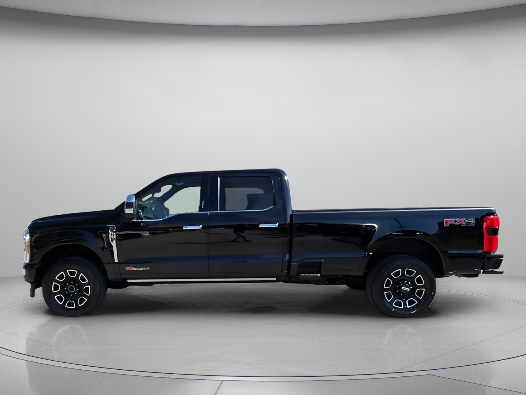 Certified 2023 Ford F350 Platinum image 17