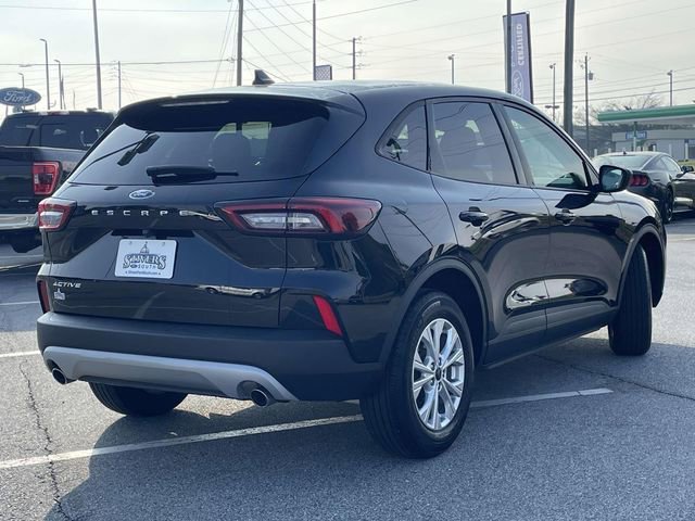 Certified 2025 Ford Escape Active image 3