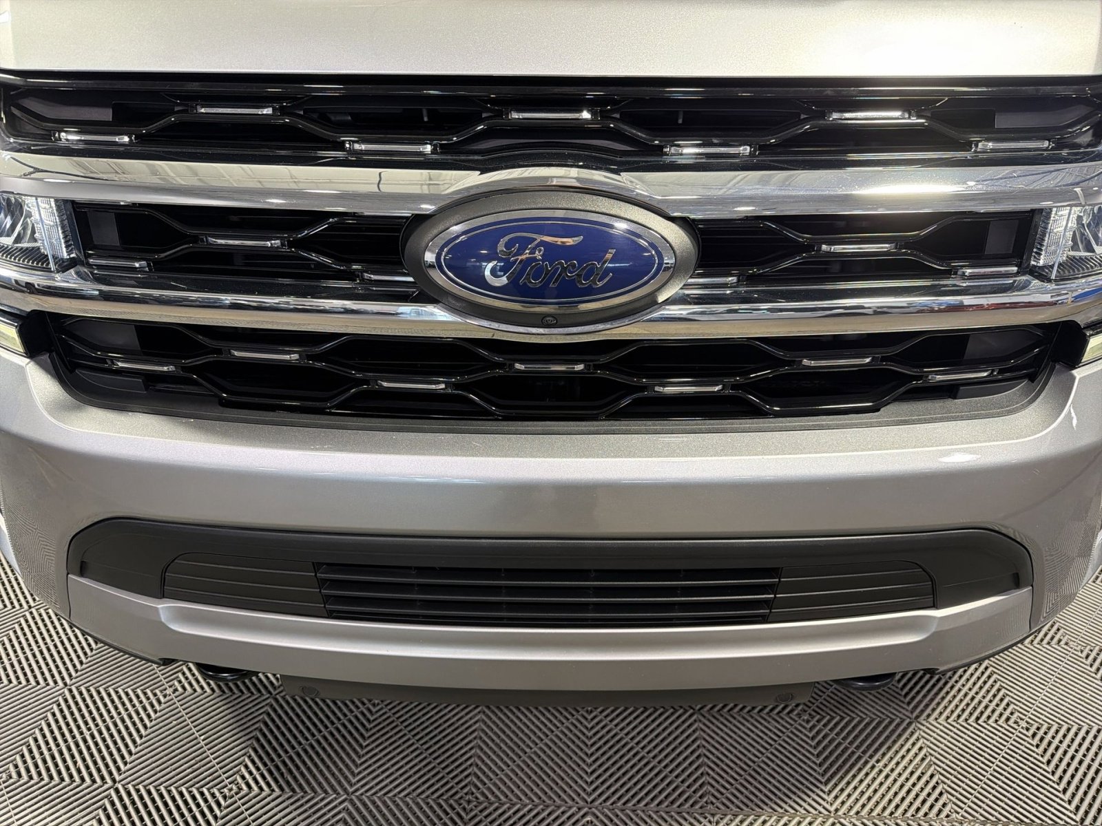 Certified 2022 Ford Expedition Max Limited image 12