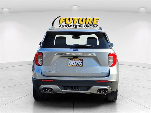 Certified 2021 Ford Explorer Platinum w/ Equipment Group 601A image 4