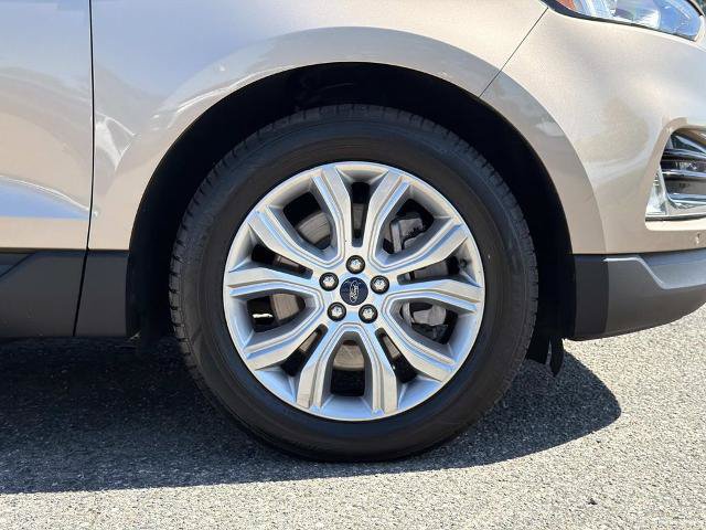 Certified 2021 Ford Edge Titanium w/ Cargo Accessory Package FWD image 28
