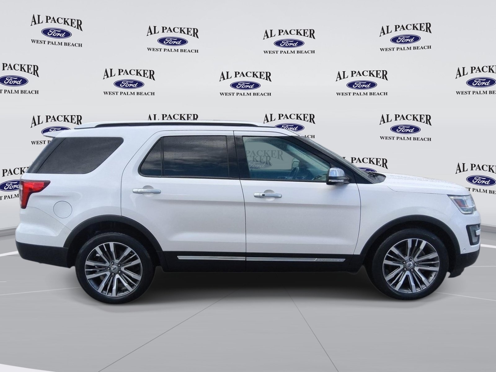 Certified 2017 Ford Explorer Platinum AWD/4WD image 6
