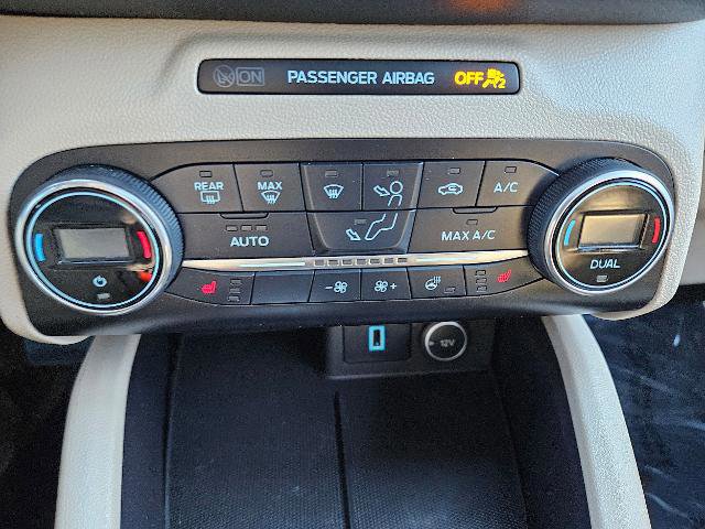 Certified 2020 Ford Escape Titanium image 17