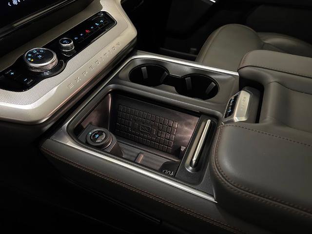 Certified 2025 Ford Expedition Active image 32