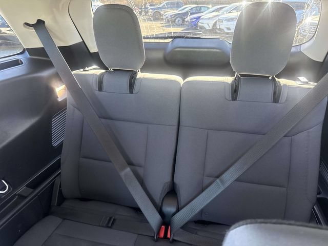 Certified 2025 Ford Explorer Active AWD/4WD image 17