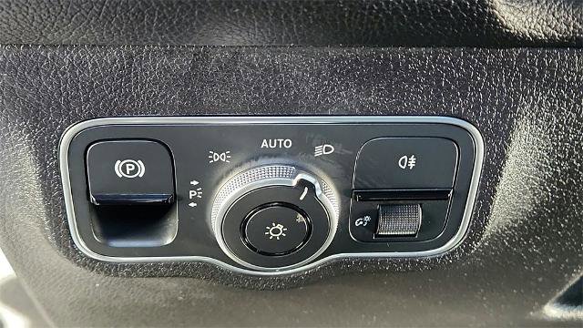 Used 2023 Mercedes-Benz EQB 250+ image 10