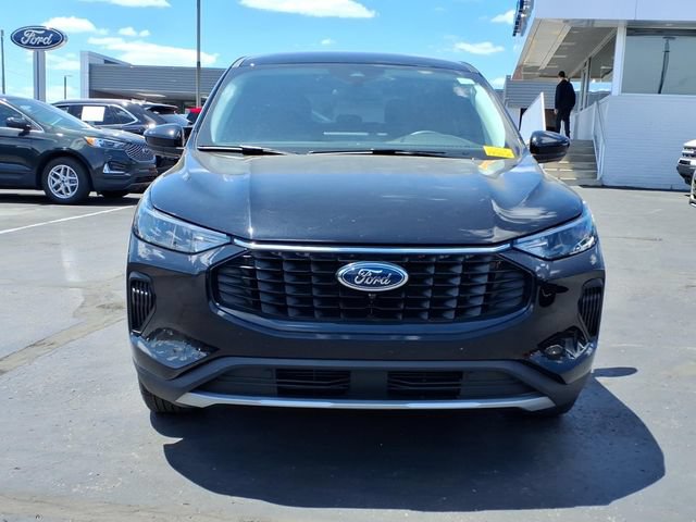 Certified 2023 Ford Escape Active w/ Tech Pack #2 AWD/4WD image 2