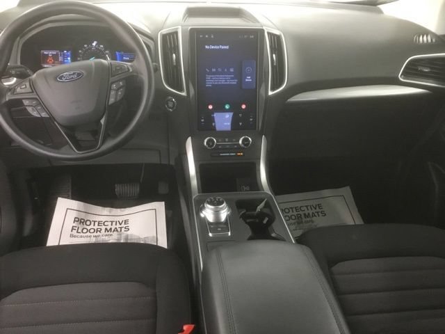 Certified 2024 Ford Edge SE w/ Black Appearance Package AWD/4WD image 11