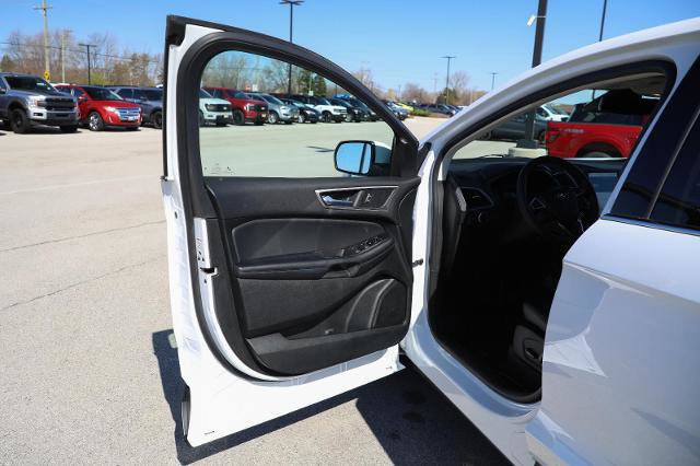 Certified 2023 Ford Edge SEL w/ Convenience Package image 17