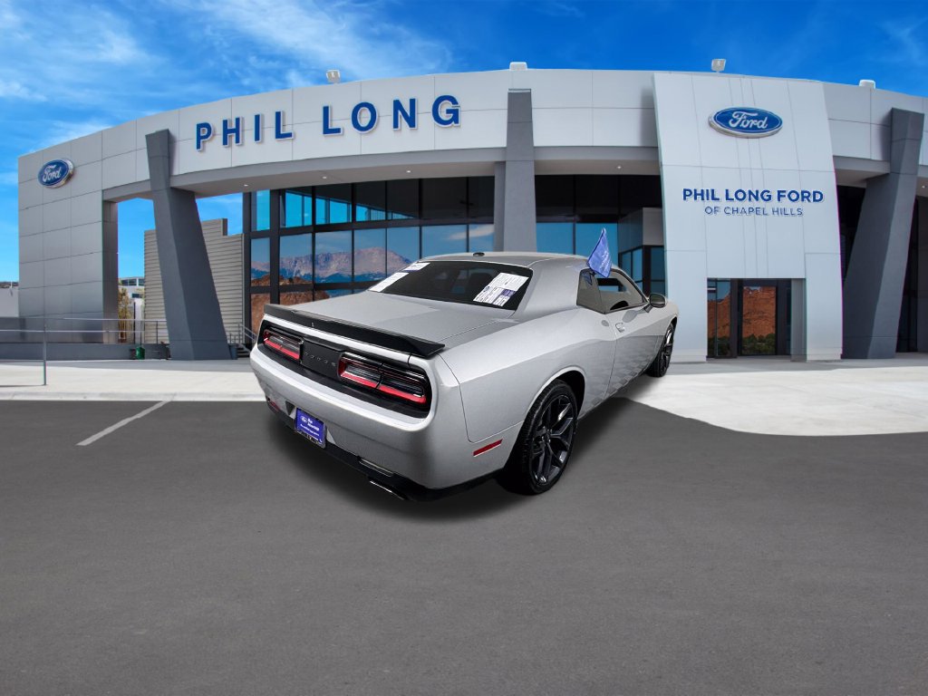 Used 2020 Dodge Challenger SXT w/ Blacktop Package RWD image 5