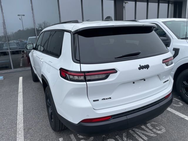 Used 2023 Jeep Grand Cherokee L Limited w/ Black Appearance Package image 2