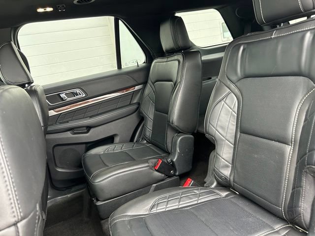 Certified 2018 Ford Explorer Platinum AWD/4WD image 9